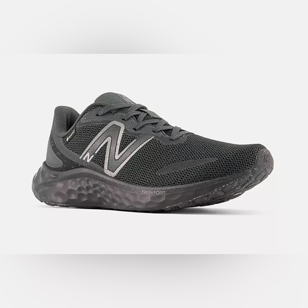New Balance Black Gray Athletic Running Shoes